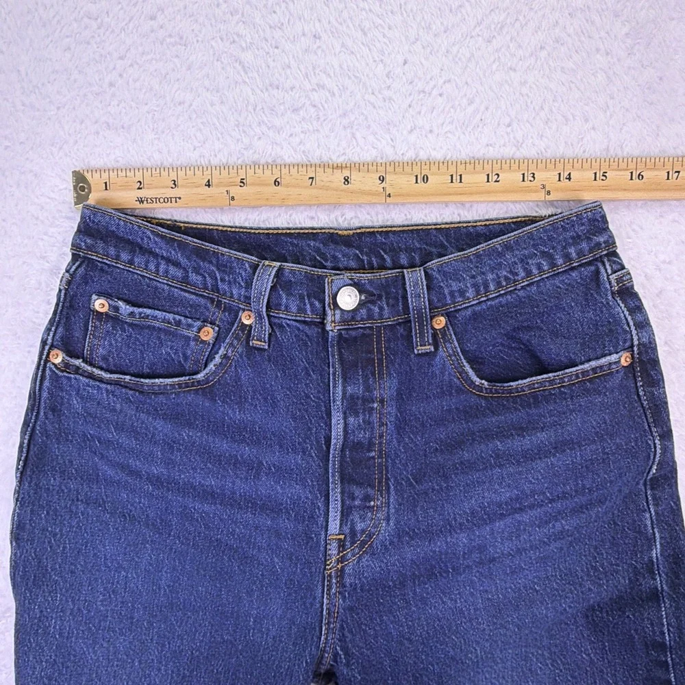 Levis tag says
